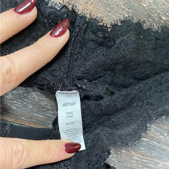 2 Aerie Eyelash Lace Thongs - Picture 3 of 4